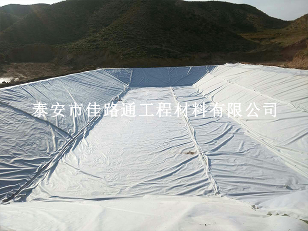 滌綸土工布質(zhì)量判斷標(biāo)準(zhǔn)：輕松掌握，確保品質(zhì)卓越