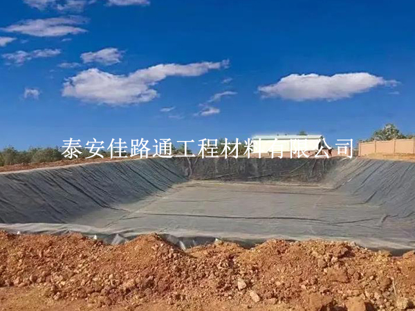 污水處理防滲膜鋪設節(jié)點處理技巧:確保水質安全的創(chuàng)新實踐 污水處理防滲膜鋪設節(jié)點處理技巧:確保水質安全的創(chuàng)新實踐